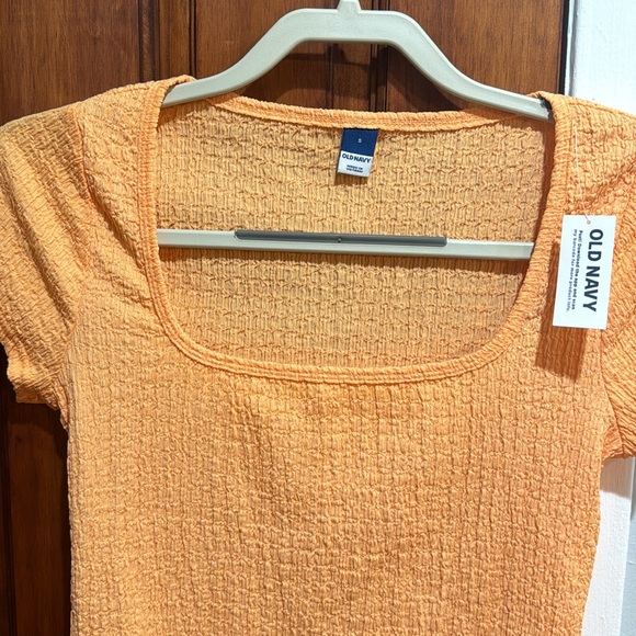 Old Navy orange top - Picture 3 of 4